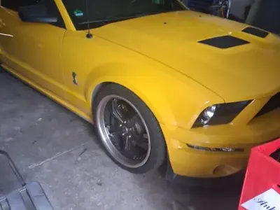 Gebraucht Ford Mustang 306 PS (225 kW) 2006 Gelb Coupé