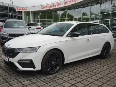 Gebraucht Skoda Octavia RS 200 PS (147 kW) 2021 Candyweiss Kombi