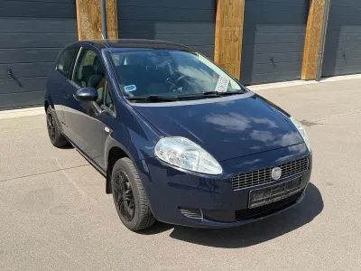Gebraucht Fiat Grande Punto 65 PS (47 kW) 2006 Blau Kleinwagen