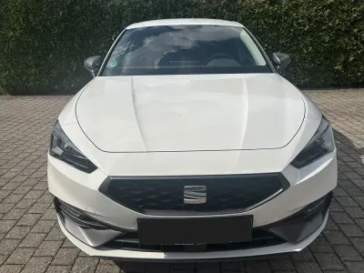 Gebraucht Seat Leon FR 110 PS (80 kW) 2021 Weiß Limousine