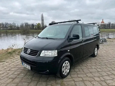 Gebraucht VW Multivan 105 PS (77 kW) 2006 Schwarz Van / Kleinbus