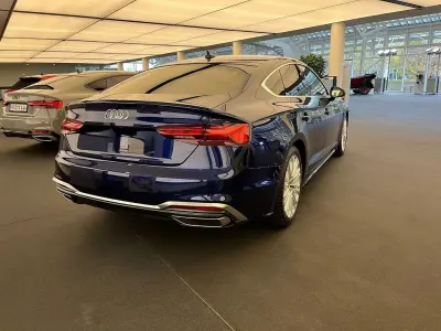 Gebraucht Audi A5 Sportback S-Line 150 PS (110 kW) 2021 Schwarz Kleinwagen