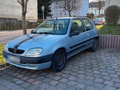 Gebraucht Citroën Saxo 60 PS (44 kW) 2002 Grau Kleinwagen