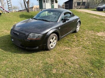 Second-hand Audi TT 180 CP (132 kW) 2001 Negru Coupe
