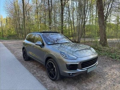 Second-hand Porsche Cayenne S 385 CP (283 kW) 2016 Gri SUV