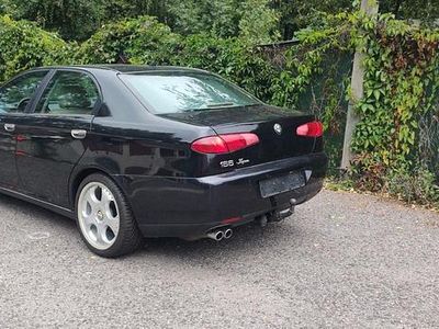 Alfa Romeo 166