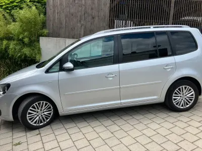 Gebraucht VW Touran Cup 140 PS (102 kW) 2015 Silber Van / Kleinbus