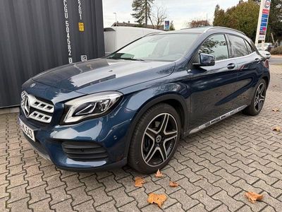 Mercedes GLA220