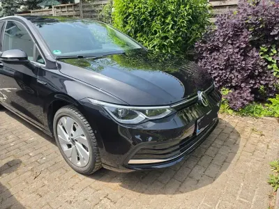 Gebraucht VW Golf VII Style 150 PS (110 kW) 2020 Schwarz Limousine
