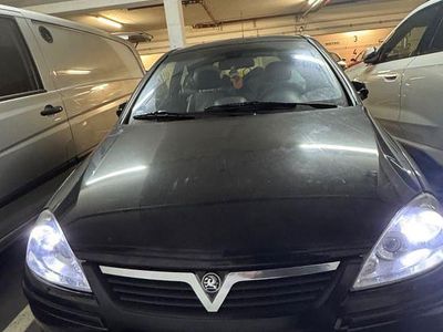 Usata Opel Corsa 101 CV (74 kW) 2004 Nero Utilitaria