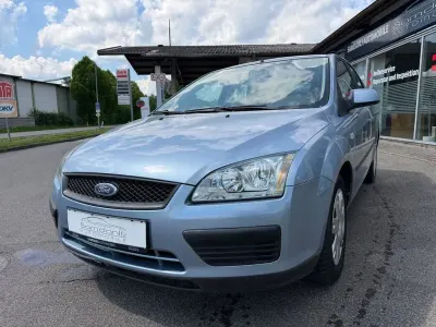 Gebraucht Ford Focus Fun X 125 PS (91 kW) 2007 Blau Limousine