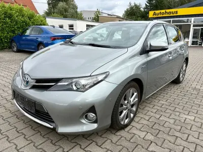 Gebraucht Toyota Auris Hybrid Edition-S 136 PS (100 kW) 2014 Grau Limousine