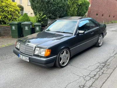 Gebraucht Mercedes E300 Sportline 220 PS (161 kW) 1991 Schwarz Coupé