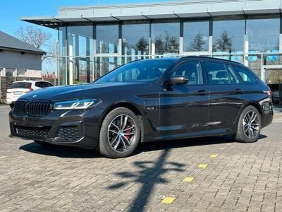 Second-hand BMW 530e M Sport 292 CP (214 kW) 2023 Gri Break