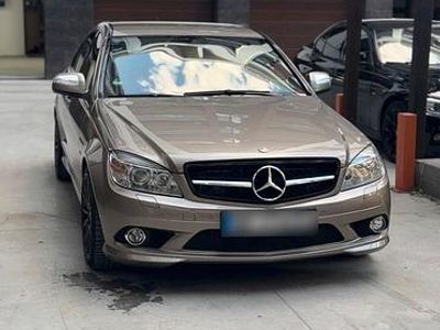Second-hand Mercedes C320 AMG 224 CP (164 kW) 2008 Auriu Berlinǎ