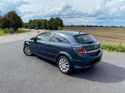 Opel Astra GTC