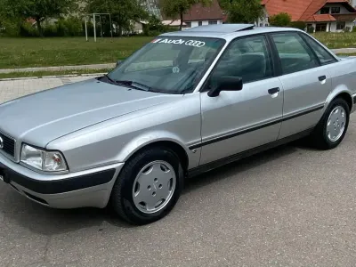 Käytetty Audi 80 Design 115 HP (84 kW) 1991 Hopea Sedan