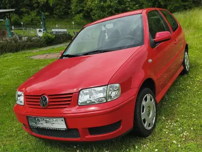 Gebraucht VW Polo Trendline 60 PS (44 kW) 2001 Rot Limousine