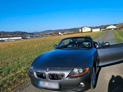 Gebraucht BMW Z4 192 PS (141 kW) 2004 Grau Cabrio