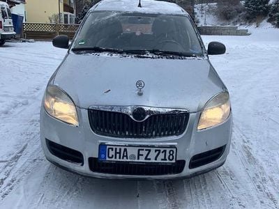 Grau Gebraucht 2007 Skoda Roomster Van / Kleinbus | 1.800 € (Fairer Preis)