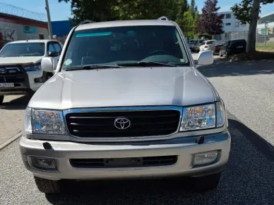 Gebraucht Toyota Land Cruiser 204 PS (150 kW) 1999 Silber SUV