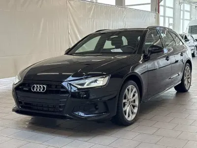Gebraucht Audi A4 Advanced 204 PS (150 kW) 2023 Schwarz Kombi