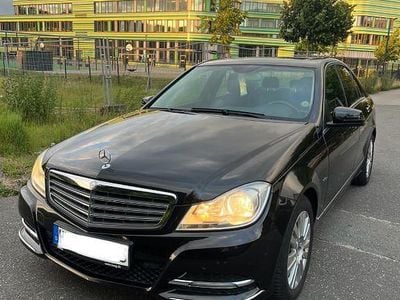 Gebraucht Mercedes C200 Elegance 136 PS (100 kW) 2012 Schwarz Limousine