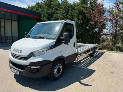 Gebraucht Iveco Daily 156 PS (114 kW) 2017 Weiß