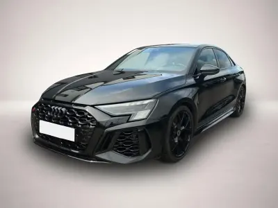 Gebraucht Audi RS3 Comfort 400 PS (294 kW) 2022 Manufacturer Limousine