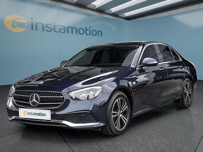 Second-hand Mercedes E200 197 CP (144 kW) 2022 Albastru Berlinǎ