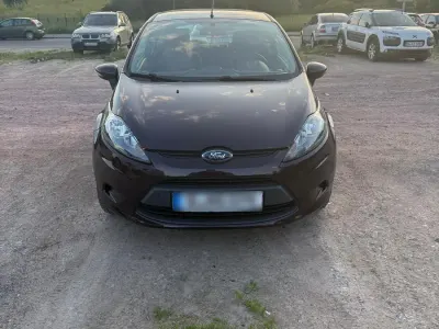 Gebraucht Ford Fiesta 82 PS (60 kW) 2009 Violet Kleinwagen