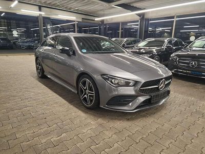 Grau Gebraucht 2020 Mercedes CLA200 Shooting Brake AMG Kombi | 22.890 € (Fairer Preis)