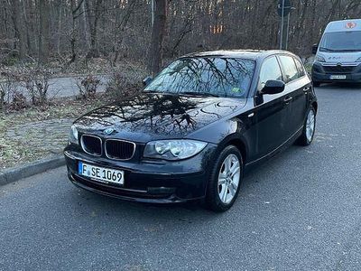 Schwarz Gebraucht 2011 BMW 116 Kleinwagen | 5.150 € (Fairer Preis)