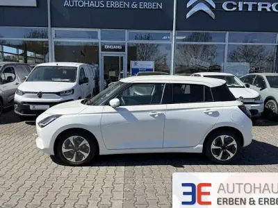 Neu Suzuki Swift Comfort+ 83 PS (61 kW) 2026 Weiß Kleinwagen