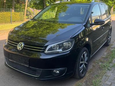Schwarz Gebraucht 2012 VW Touran Comfortline Van / Kleinbus | 7.490 € (Fairer Preis)