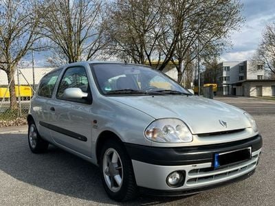 Renault Clio II