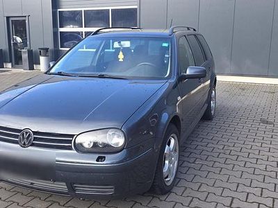 Gebraucht VW Golf IV Highline 131 PS (96 kW) 2002 Blau Kombi