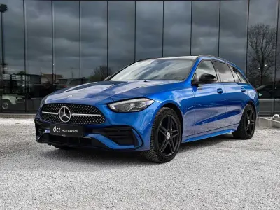 Używany Mercedes C300e AMG 204 KM (150 kW) 2025 Niebieski Sedan/Limuzyna