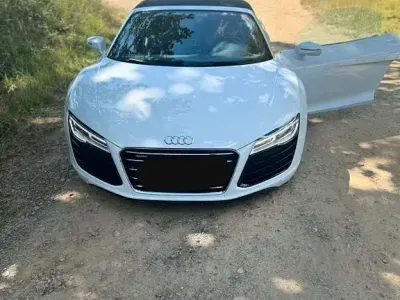 Gebraucht Audi R8 Spyder Sport 525 PS (386 kW) 2015 Grau Cabrio