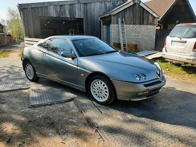 Gebraucht Alfa Romeo GTV 150 PS (110 kW) 2001 Grau Coupé
