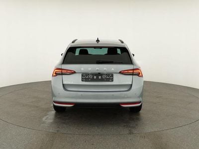 Neu Skoda Octavia Selection 2026 Smokey diamond silber metallic Kombi