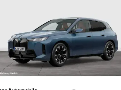 Brugt BMW iX M Sport 300 kW (408 HK) 2025 Blå SUV