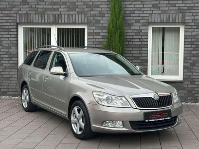 Beige Gebraucht 2009 Skoda Octavia Elegance Kombi | 7.199 € (Etwas zu teuer)