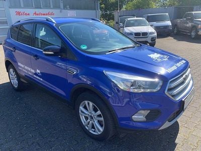 Usado Ford Kuga 150 HP (110 kW) 2017 Azul SUV