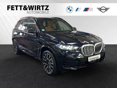 Second-hand BMW X5 M Sport 298 CP (219 kW) 2025 Gri SUV