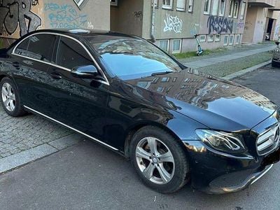 Mercedes E220
