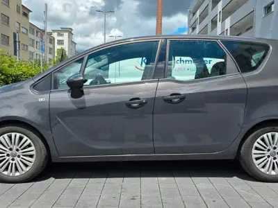Gebraucht Opel Meriva Active 120 PS (88 kW) 2013 Grau Van / Kleinbus