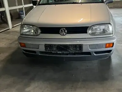 Gebraucht VW Golf III 75 PS (55 kW) 1996 Silber Limousine