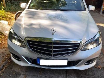 Mercedes E300