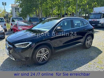 Mercedes GLA220